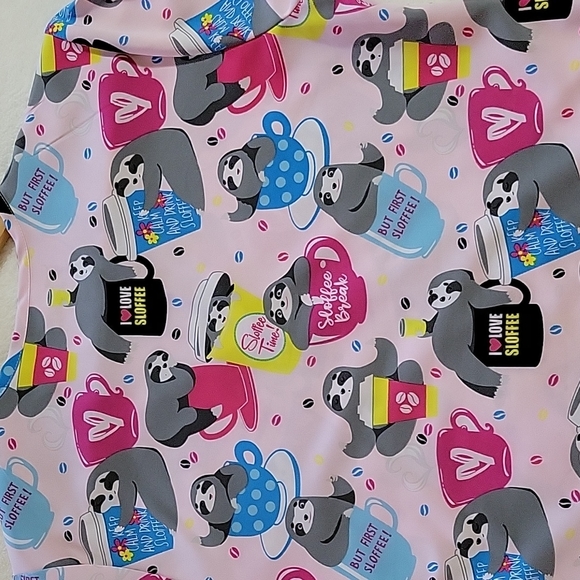 CUTE SCRUB TOP - Picture 8 of 8